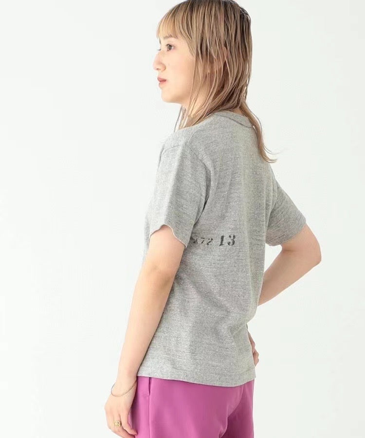 Beams boy 字母tee