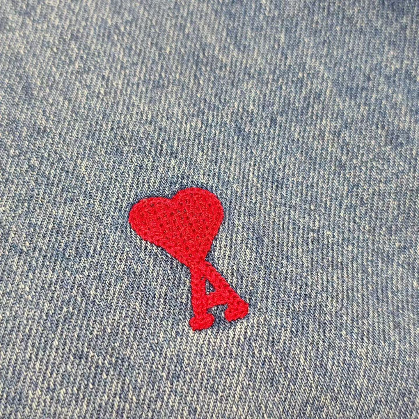 AMI 刺繡牛仔裇衫