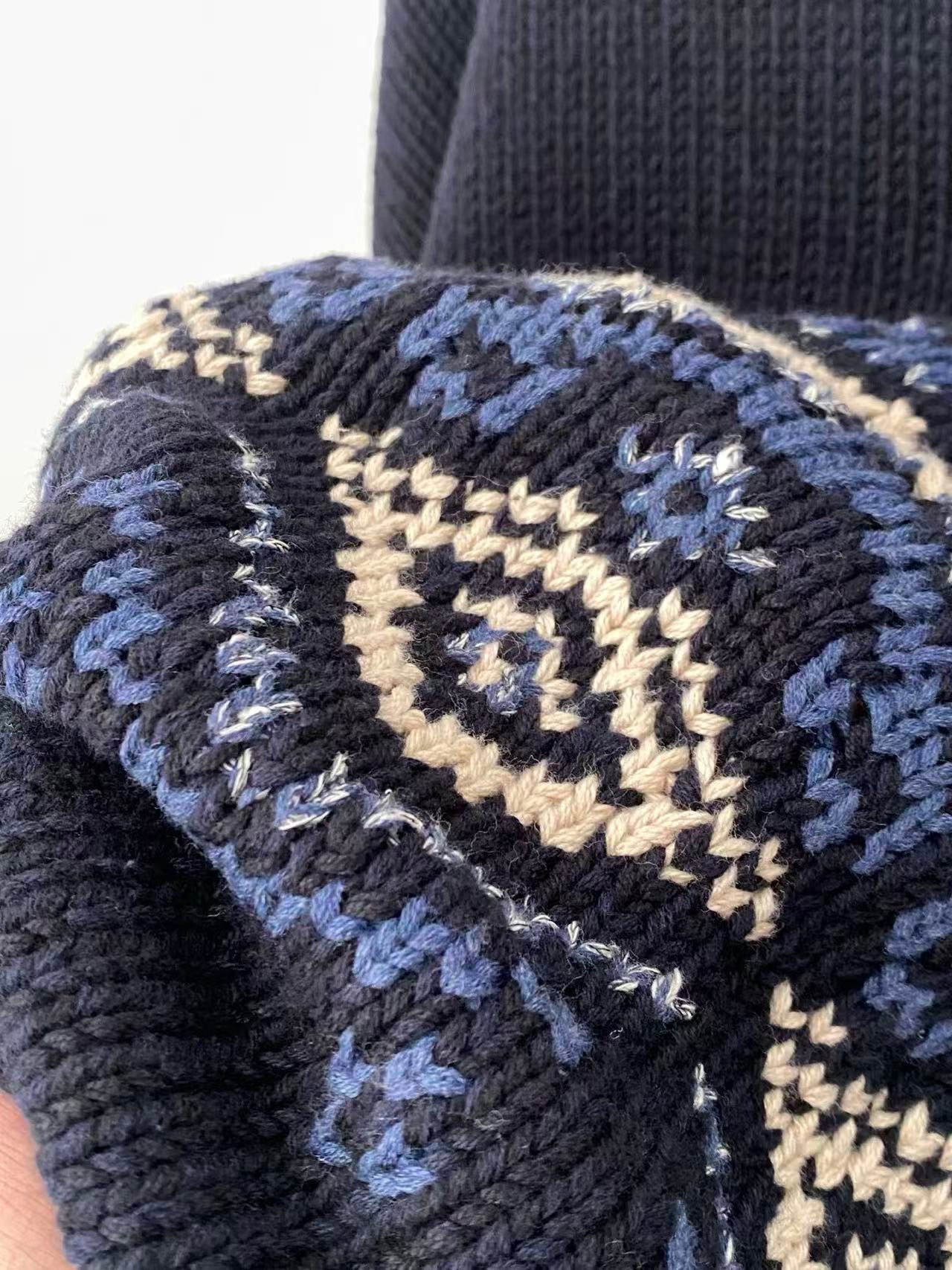 45R sweater