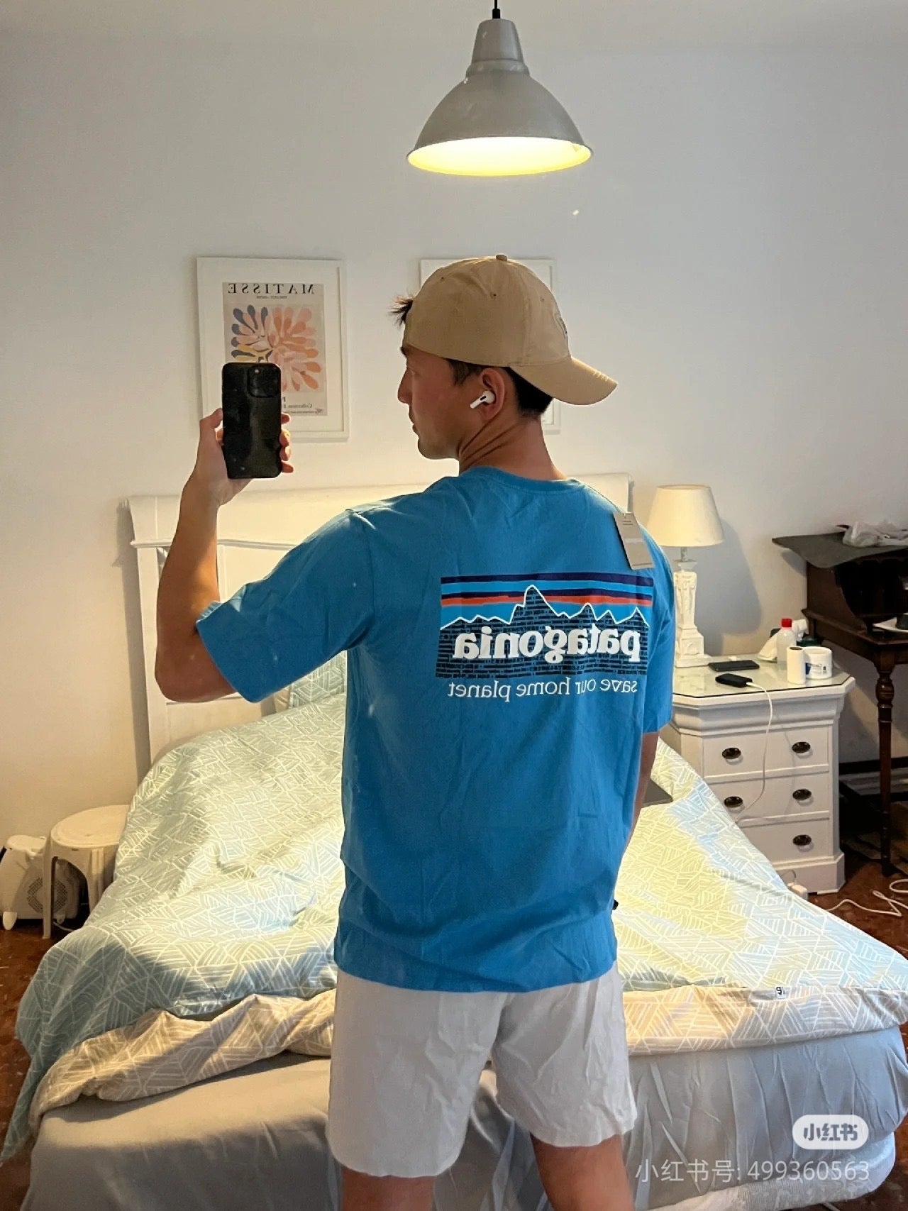 Patagonia colourful tee