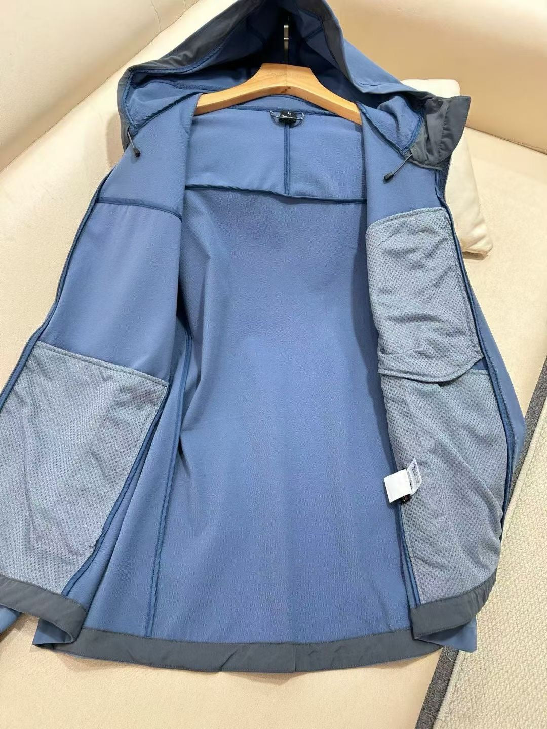 Mont bell jacket