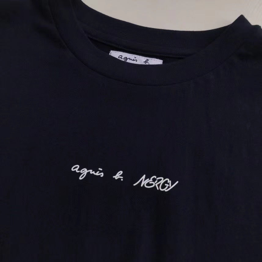 Agnes b 英文字印花tee