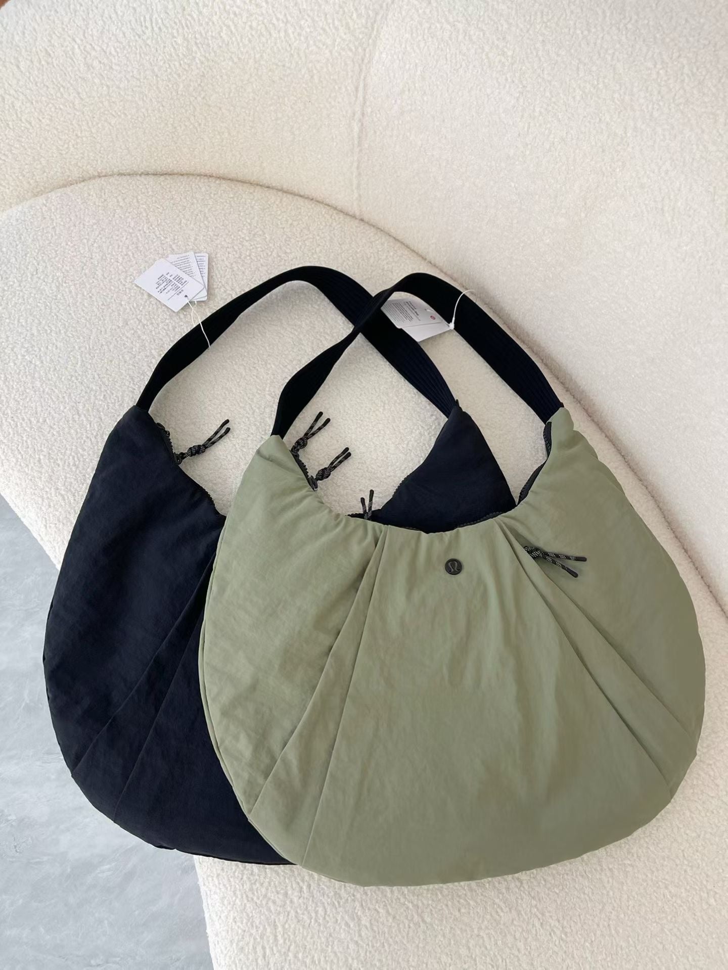 Lululemon 牛角袋