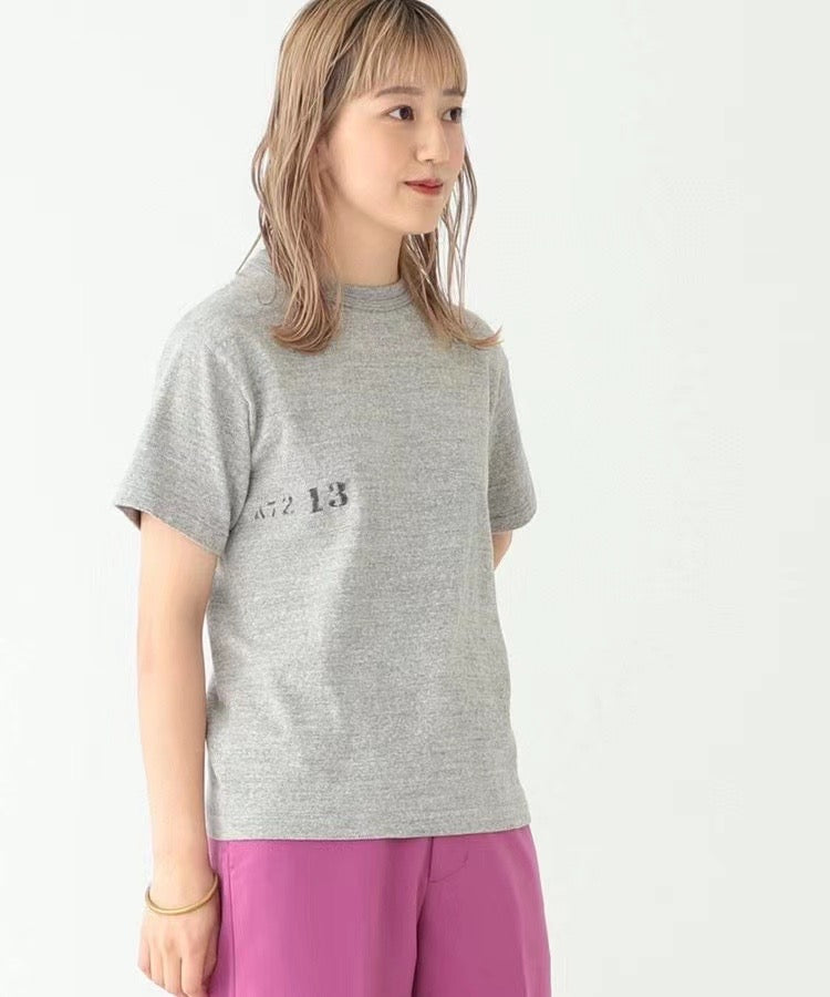 Beams boy 字母tee