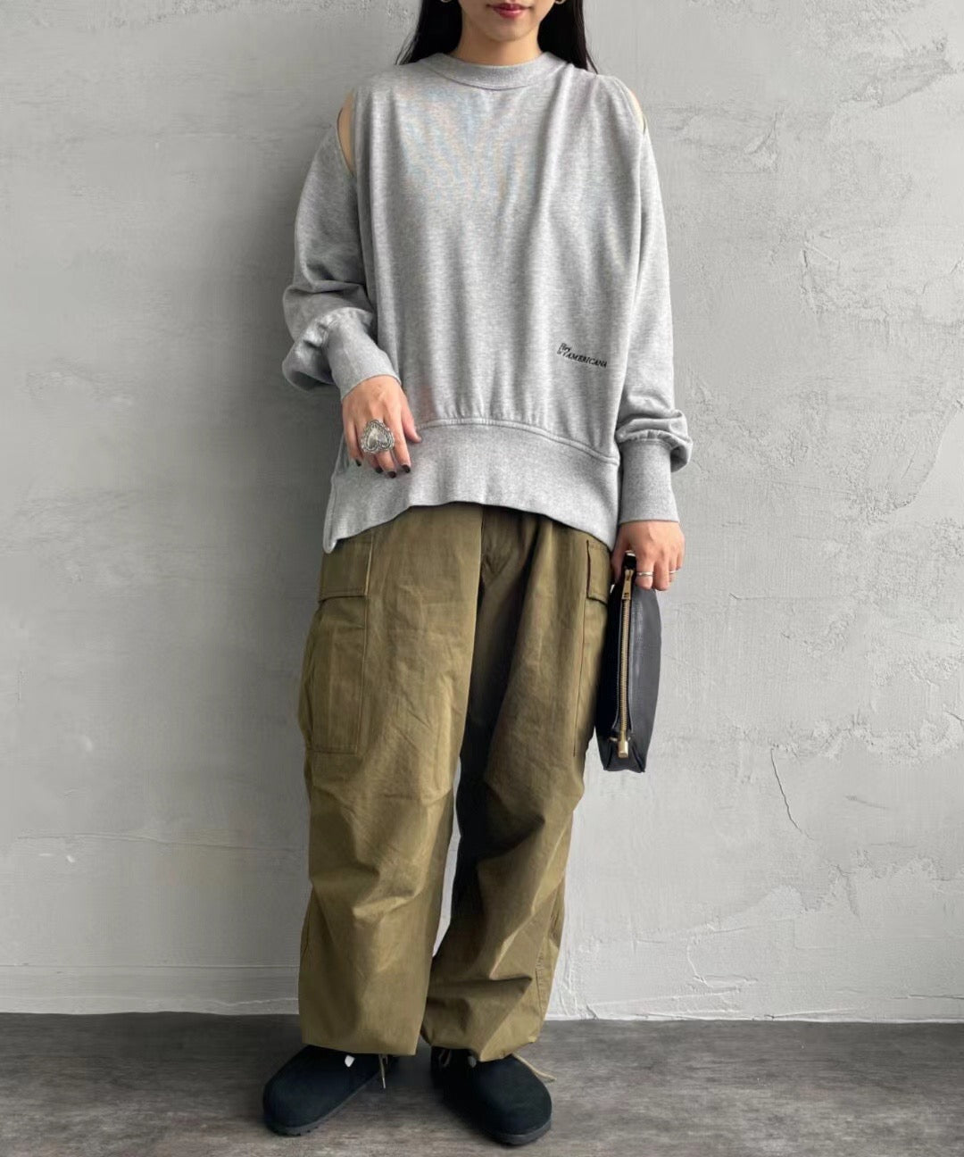 American jeans 露肩衛衣