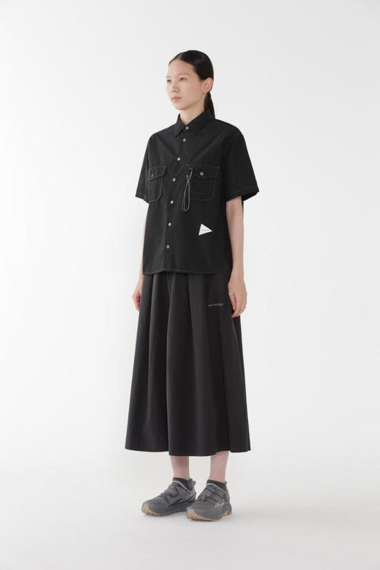 And wander速乾半折裙