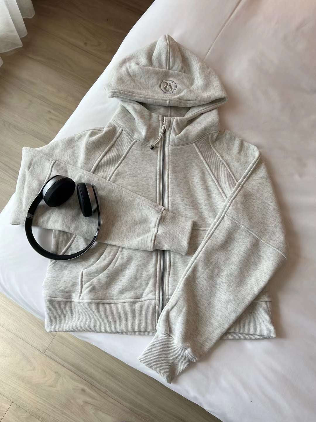Lululemon hoodies jacket