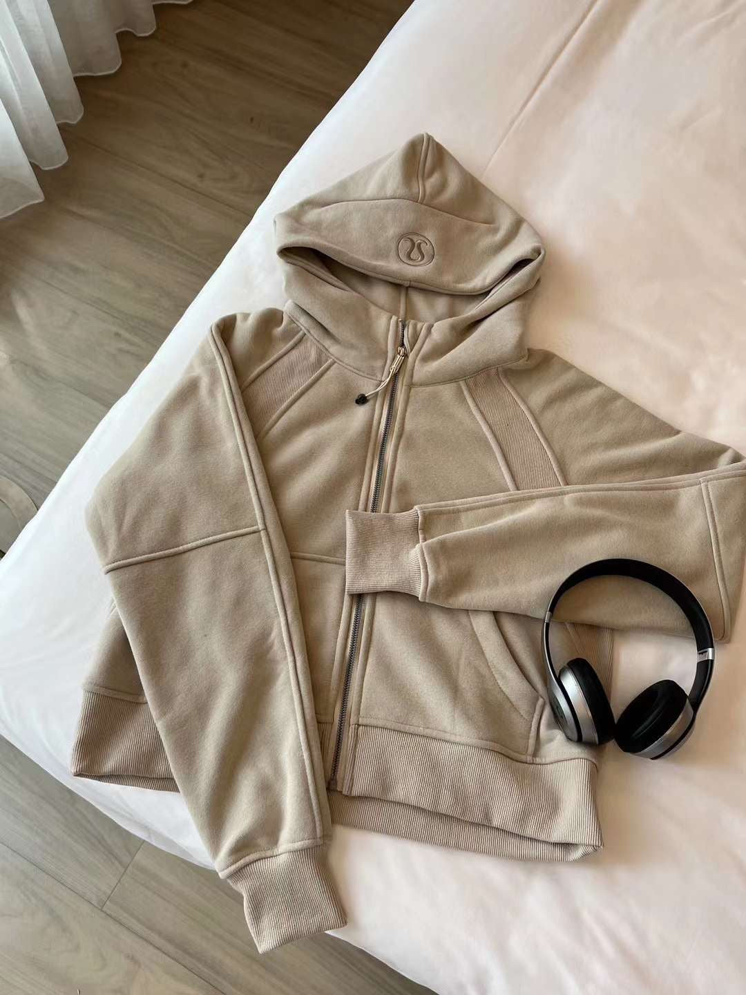 Lululemon hoodies jacket