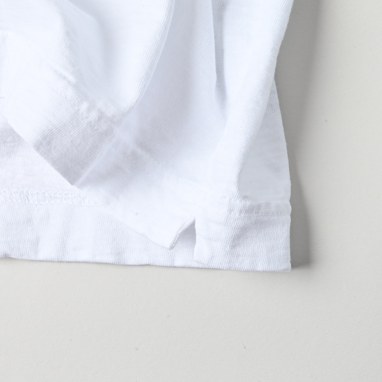 45R iAi菠蘿logo tee