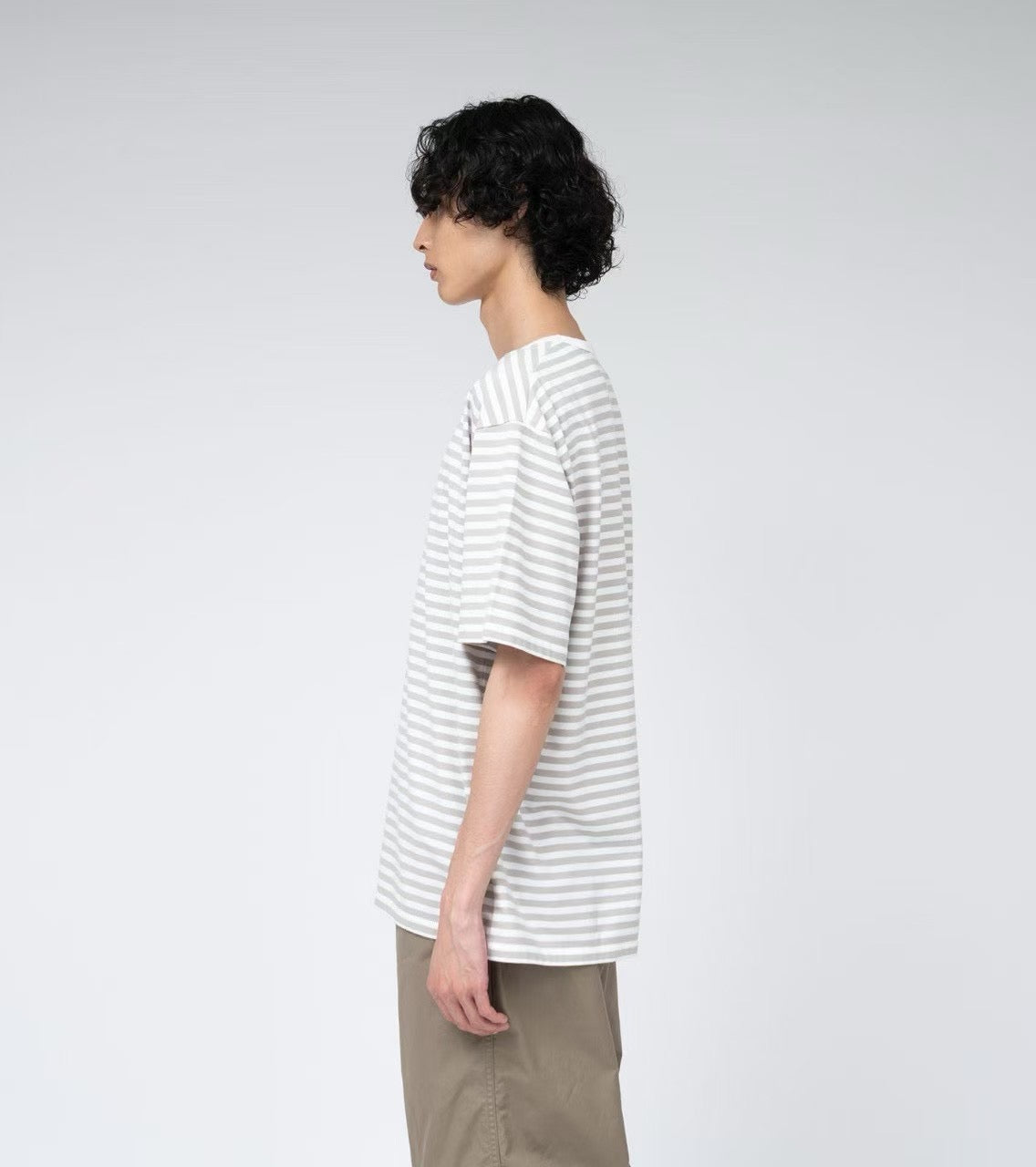Nanamica 間條tee