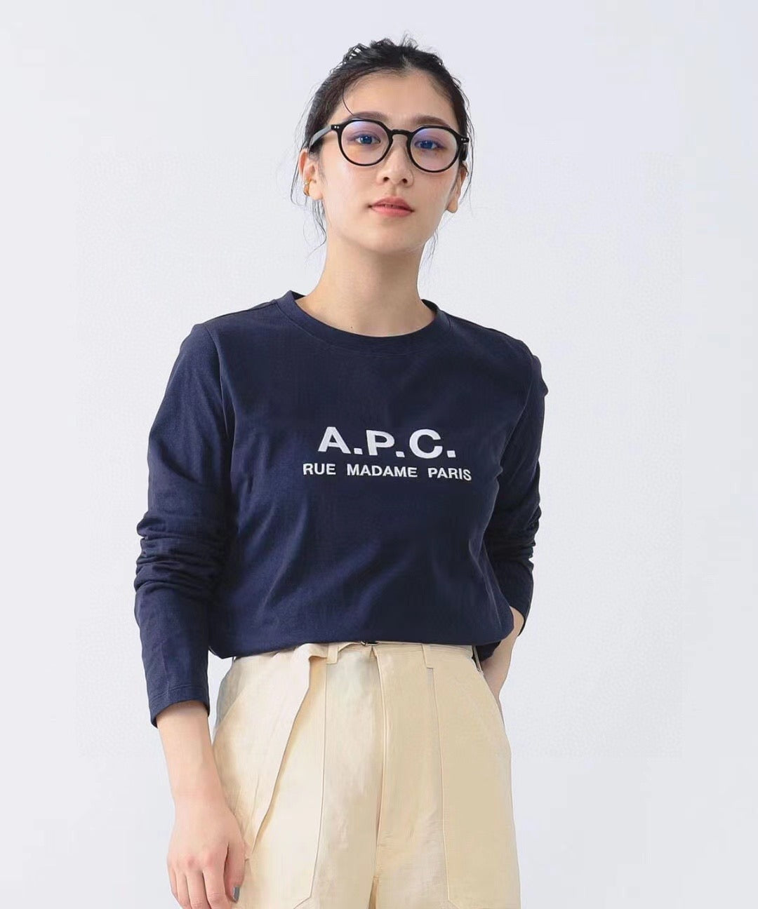 A.P.C.刺繡長袖tee
