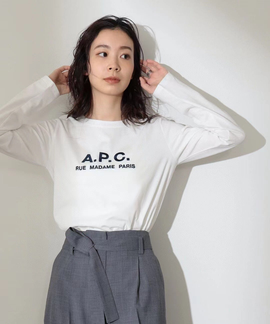 A.P.C.刺繡長袖tee