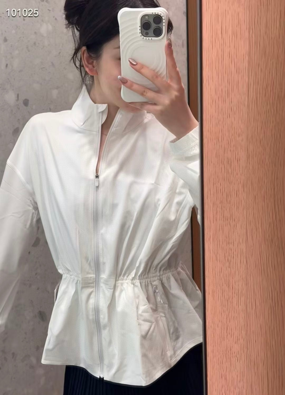 Lululemon 防曬外套