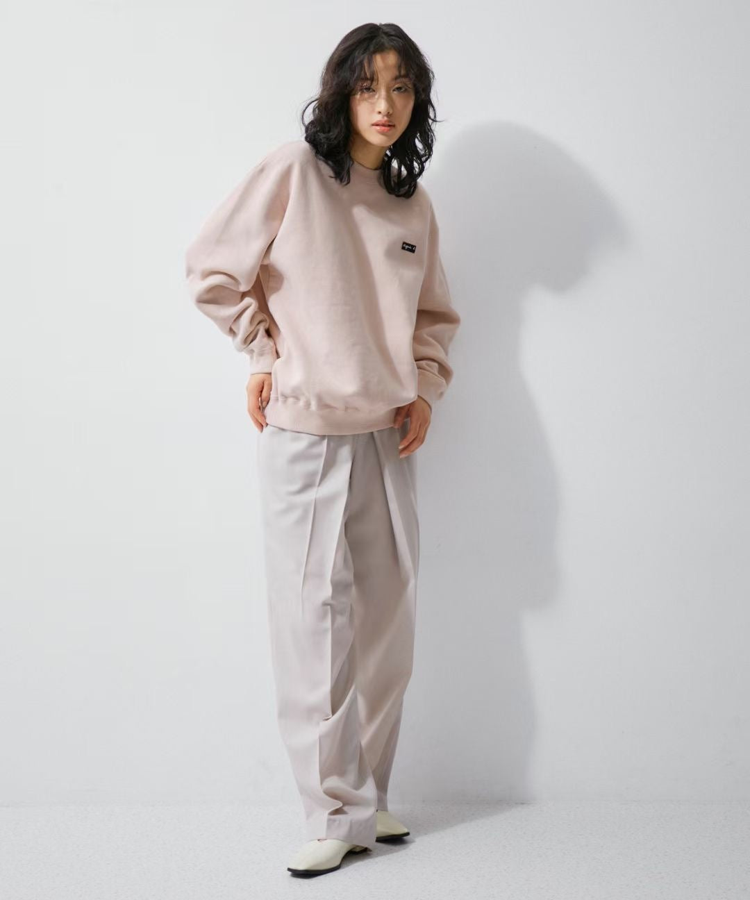 Agnes b 刺繡圓領衛衣