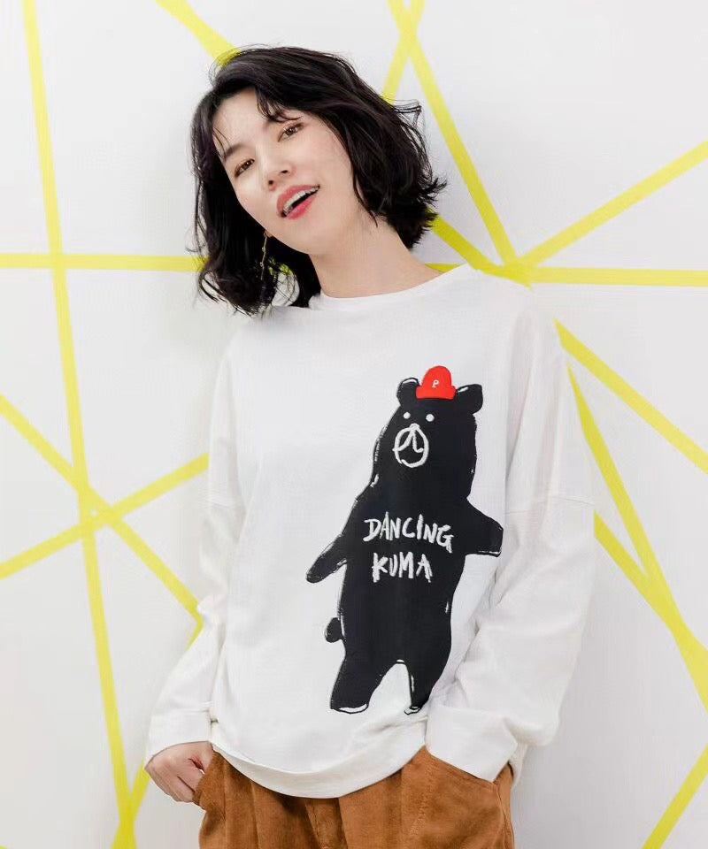 Scolar dancing Kuma bear tee