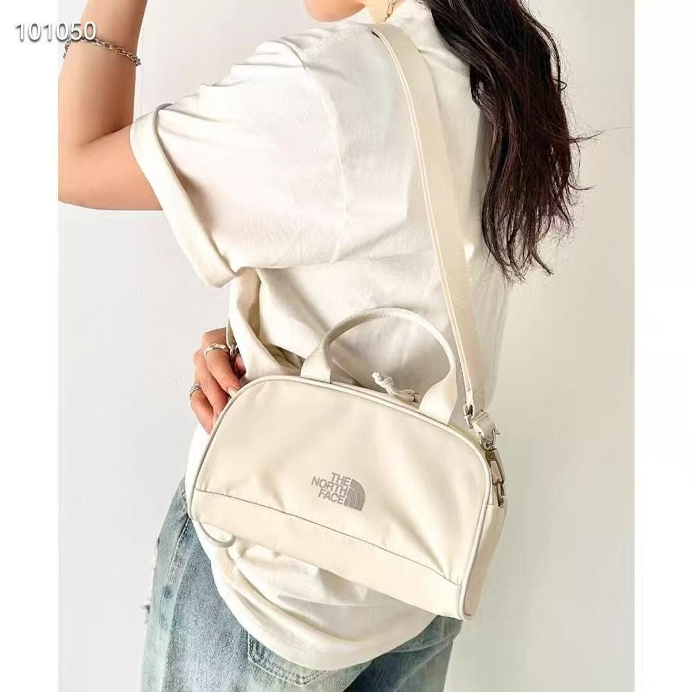 TNF 手挽斜咩袋