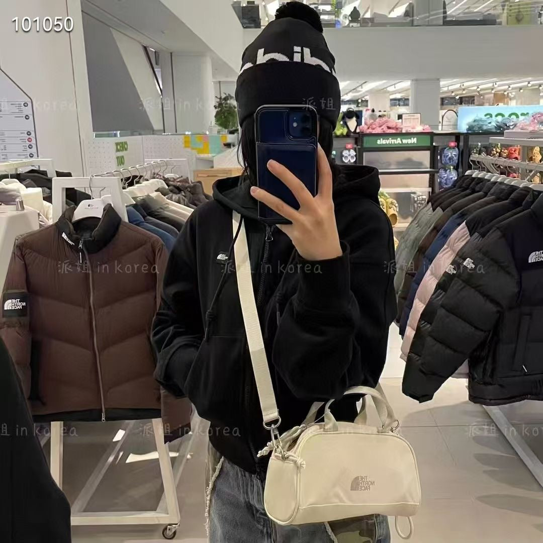 TNF 手挽斜咩袋
