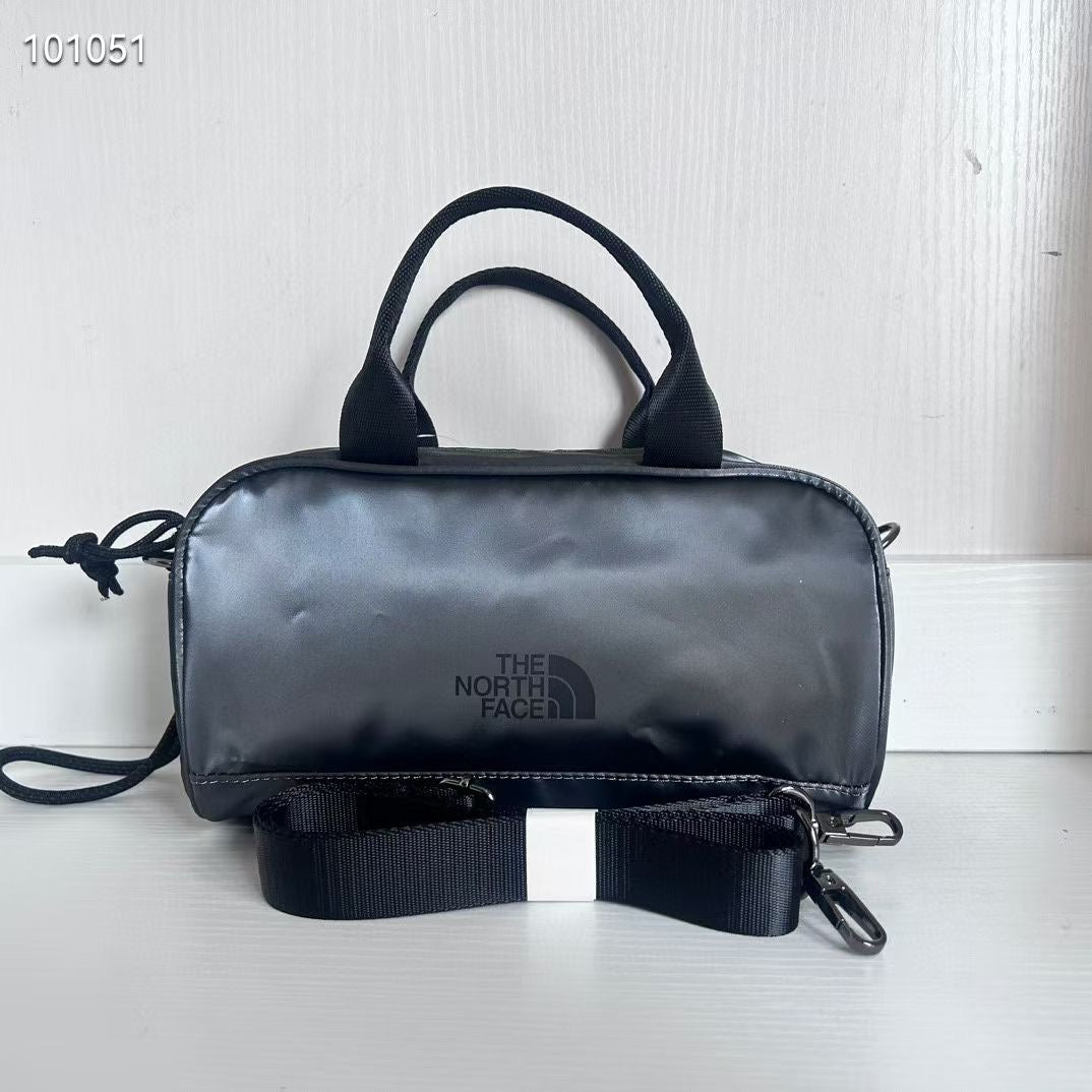 TNF 手挽斜咩袋