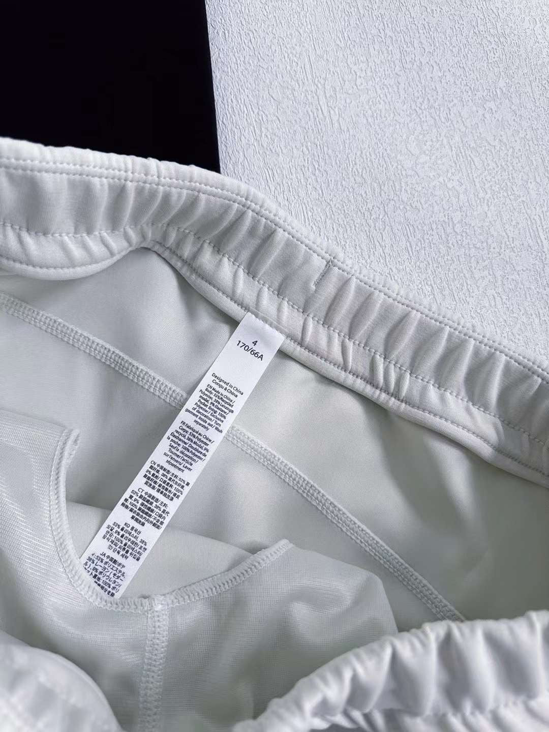 Lululemon 半折裙