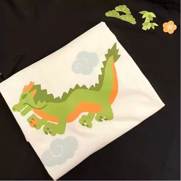 Beams boy dragon tee
