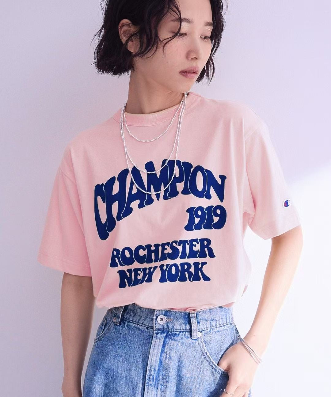 Champion 字母tee