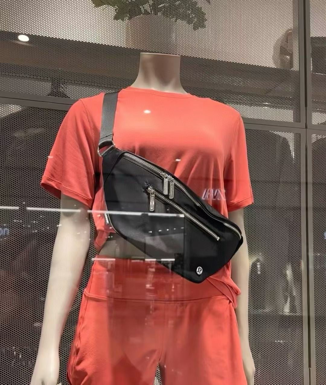 Lululemon 腰包斜咩袋