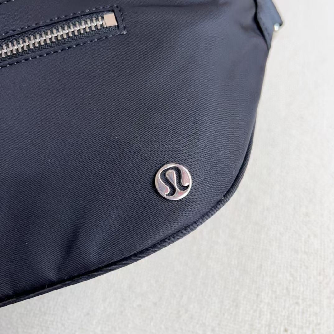 Lululemon 腰包斜咩袋