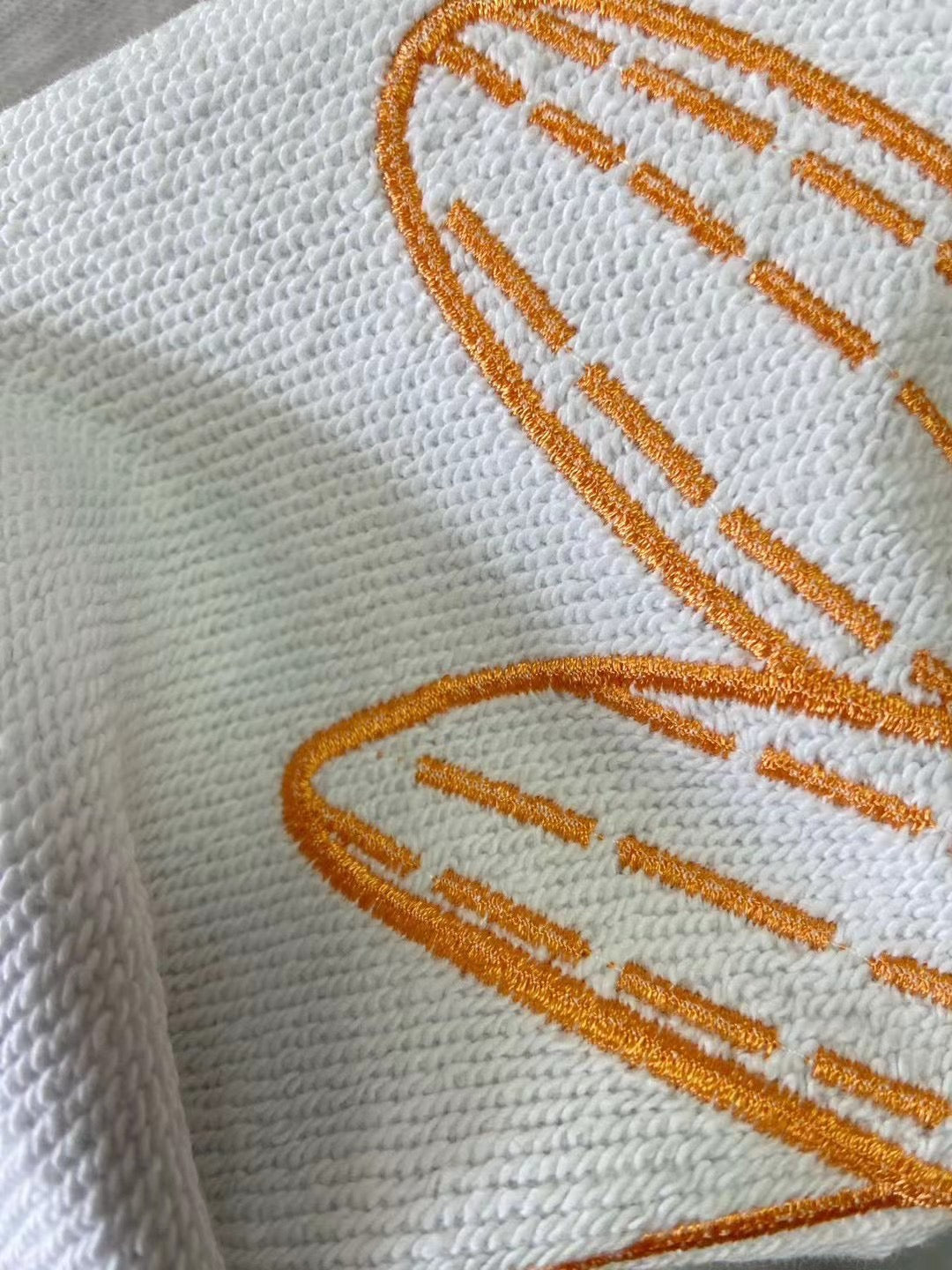 Mardi mercredi 刺繡衛衣