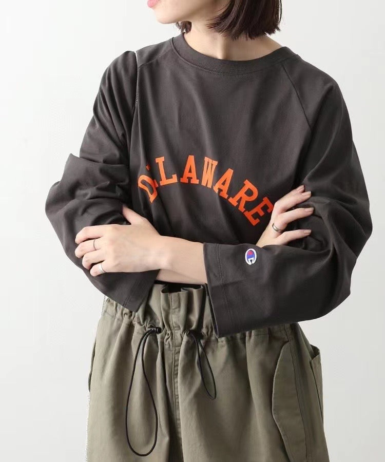Champion logo tee
