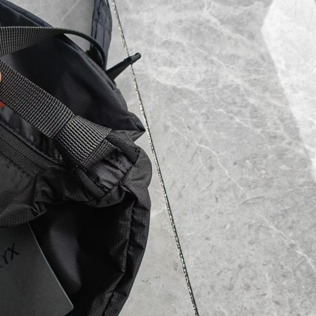 ARC’TERYX tote bag