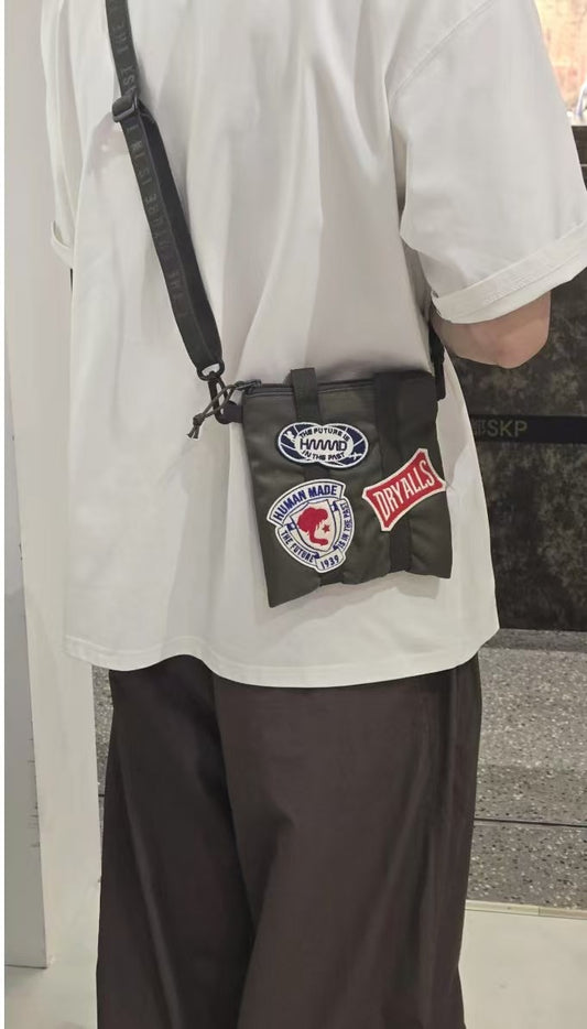 Human made襟章斜咩袋