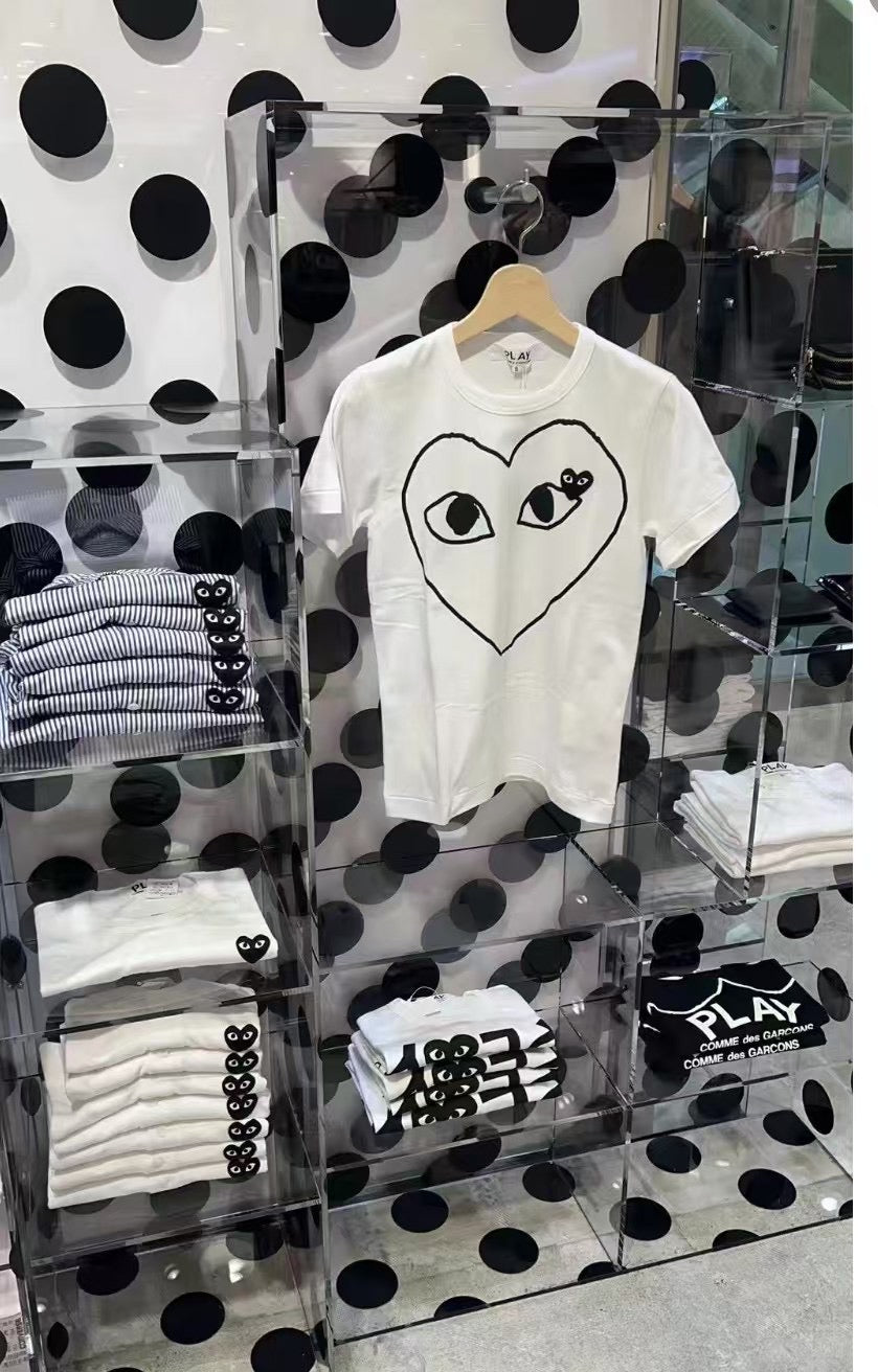 CDG play 心心logo tee