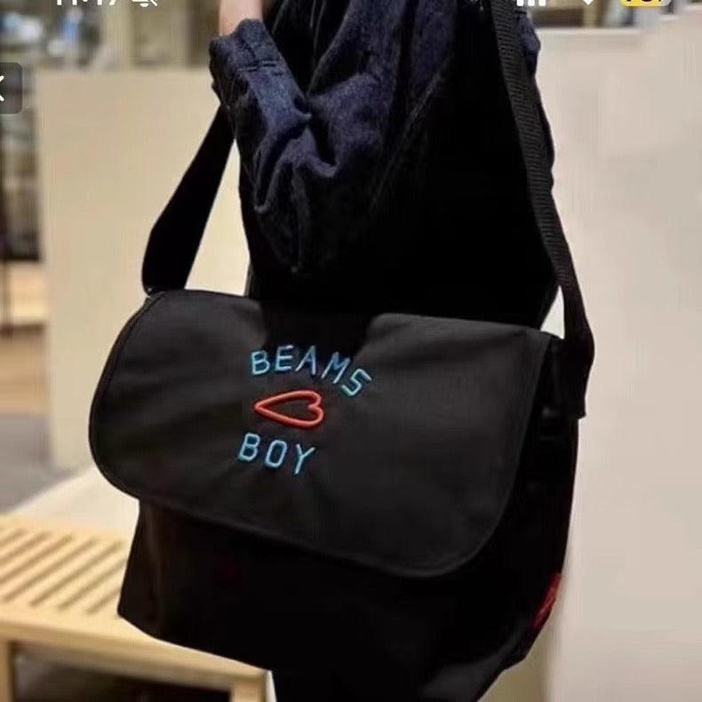 Beams boy 斜咩袋