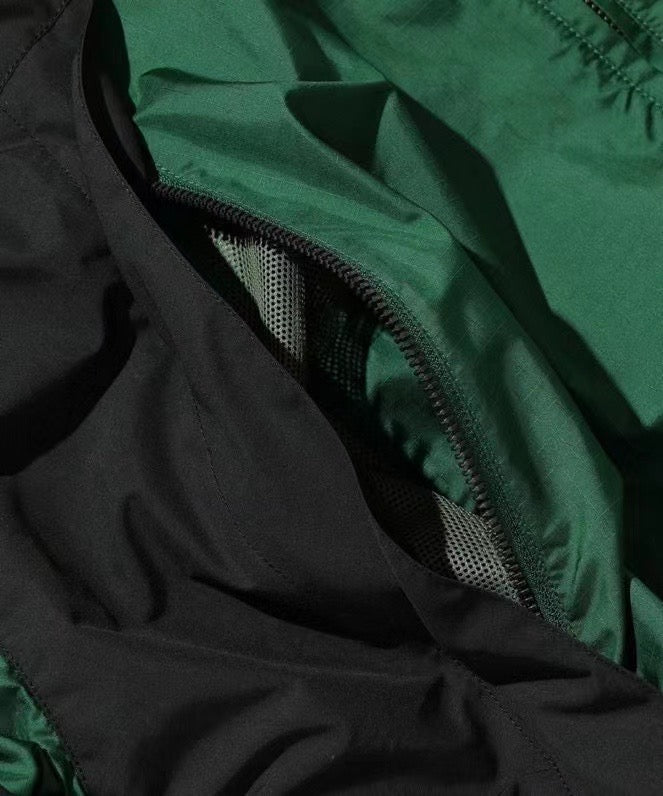 TNF x beams 拼色風褸