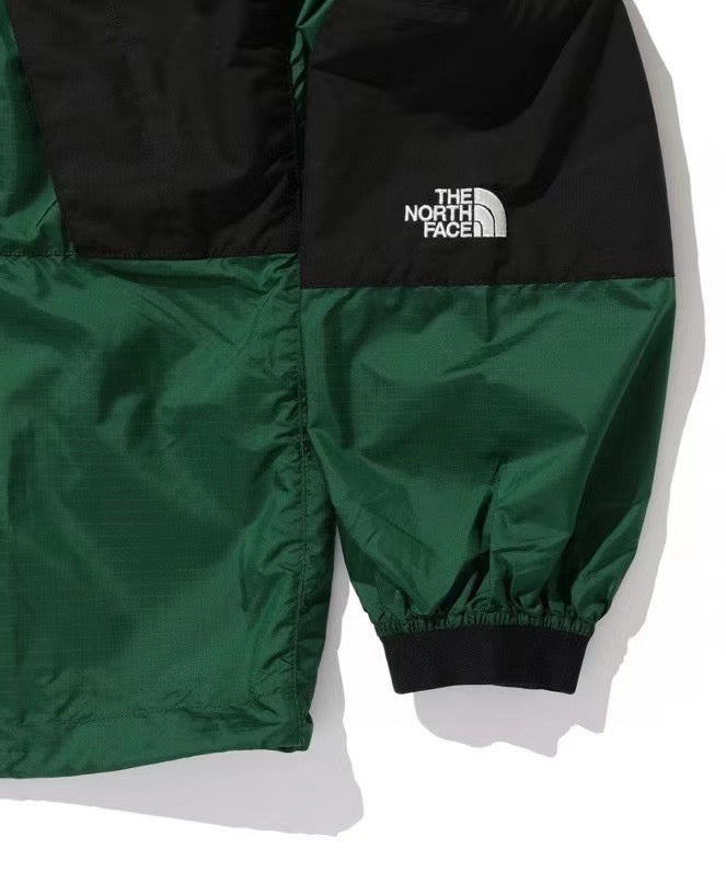 TNF x beams 拼色風褸