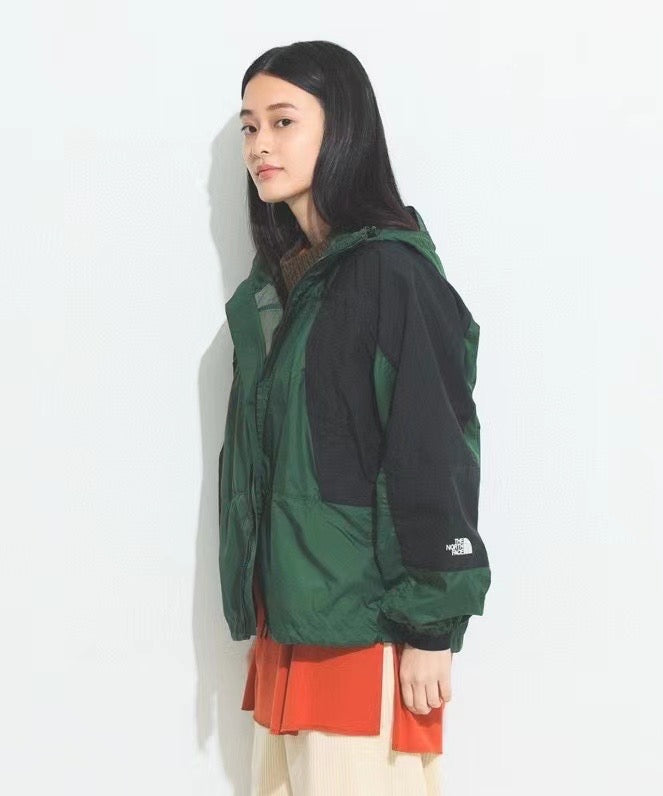 TNF x beams 拼色風褸