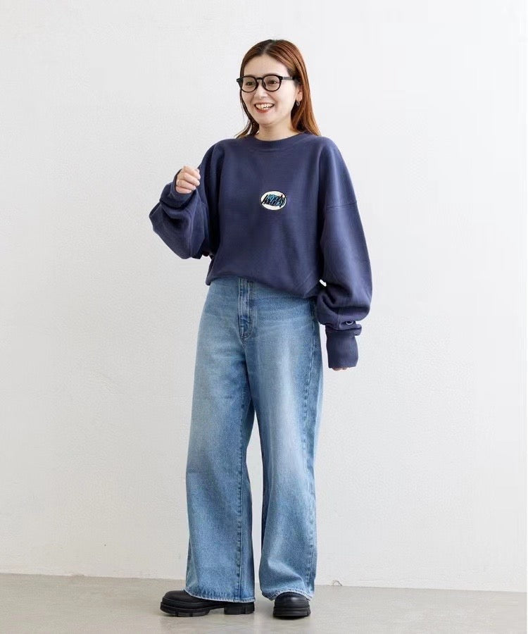 Champion 剌繡襟章圓領衛衣