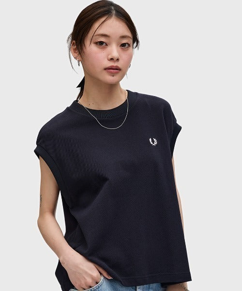 Fred perry logo tee
