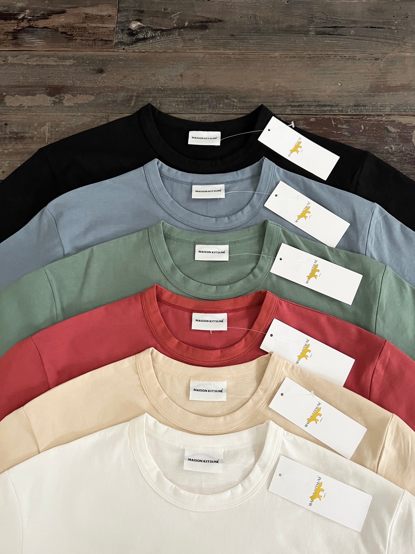 Maison Kitsune狐狸淨色tee