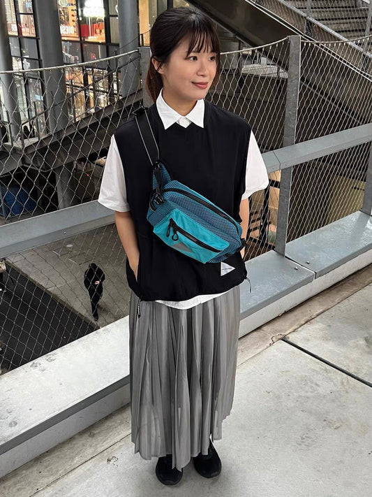 And wander 防水斜咩腰包