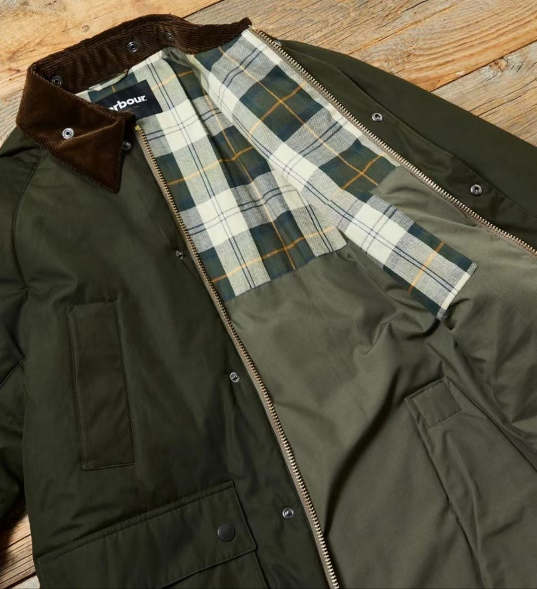 Barbour 薄棉外套