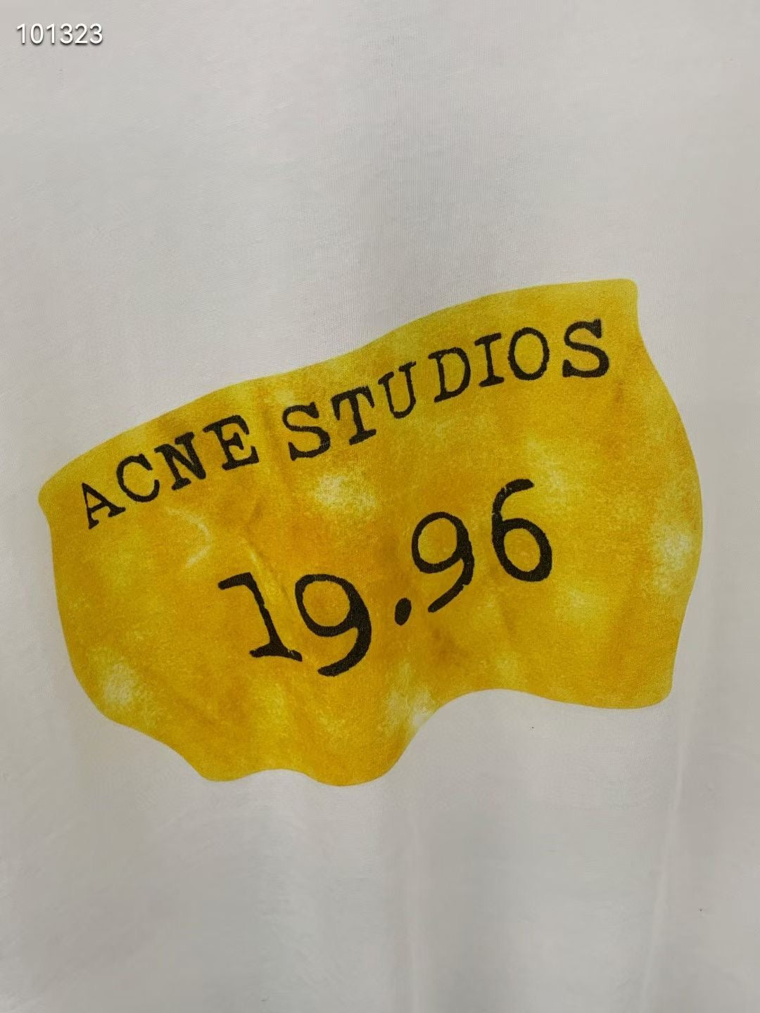 Acne studios 印花字母tee
