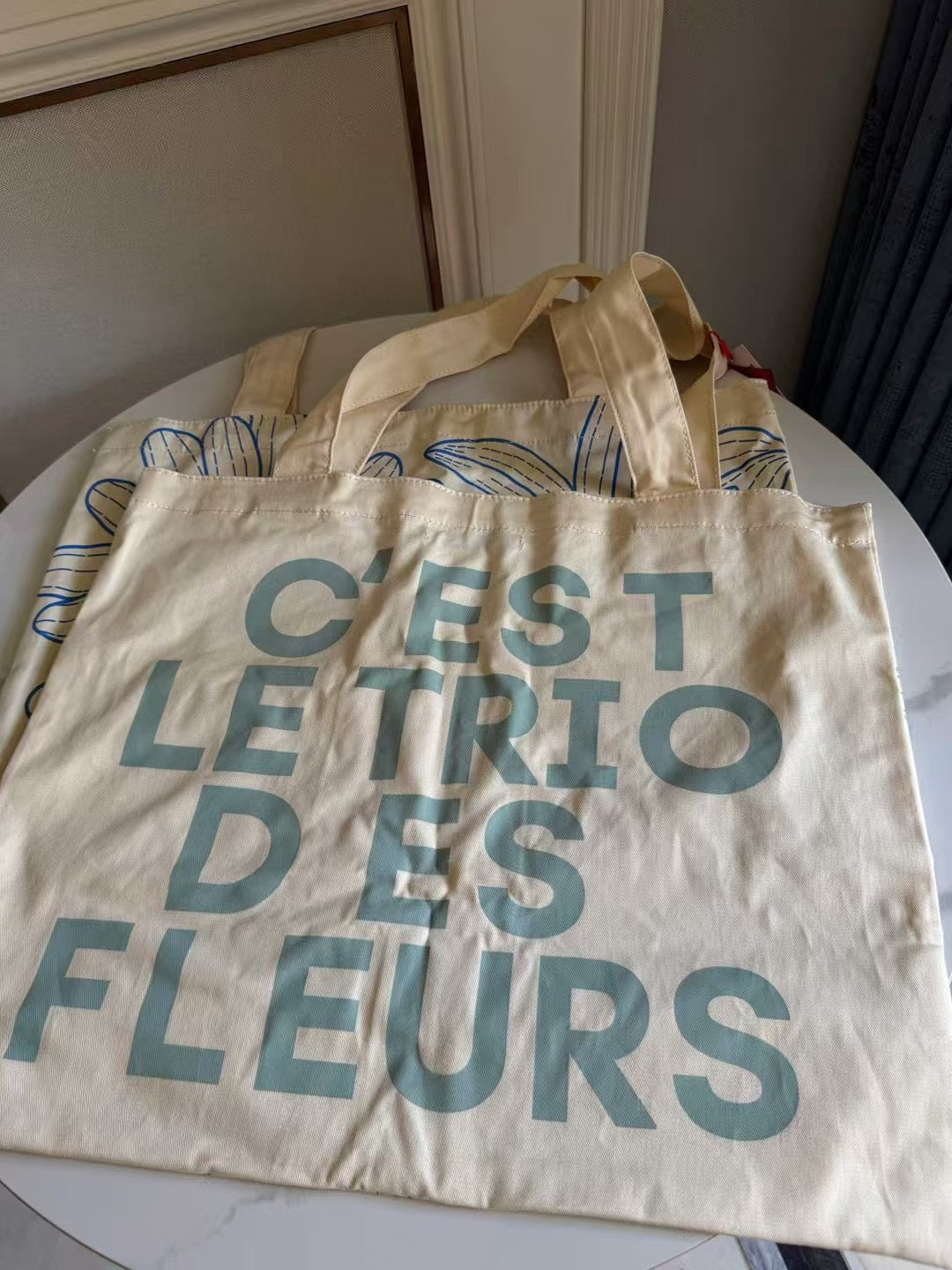 Mardi mercredi tote bag