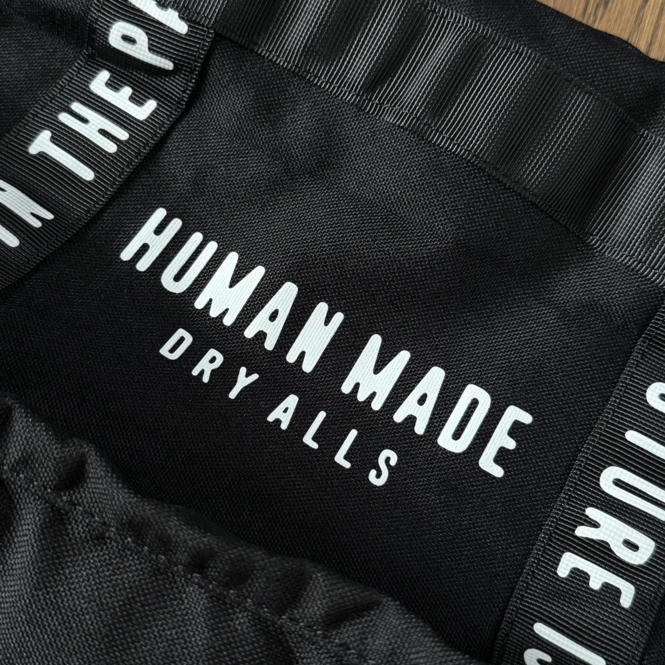 Human made手挽斜咩袋