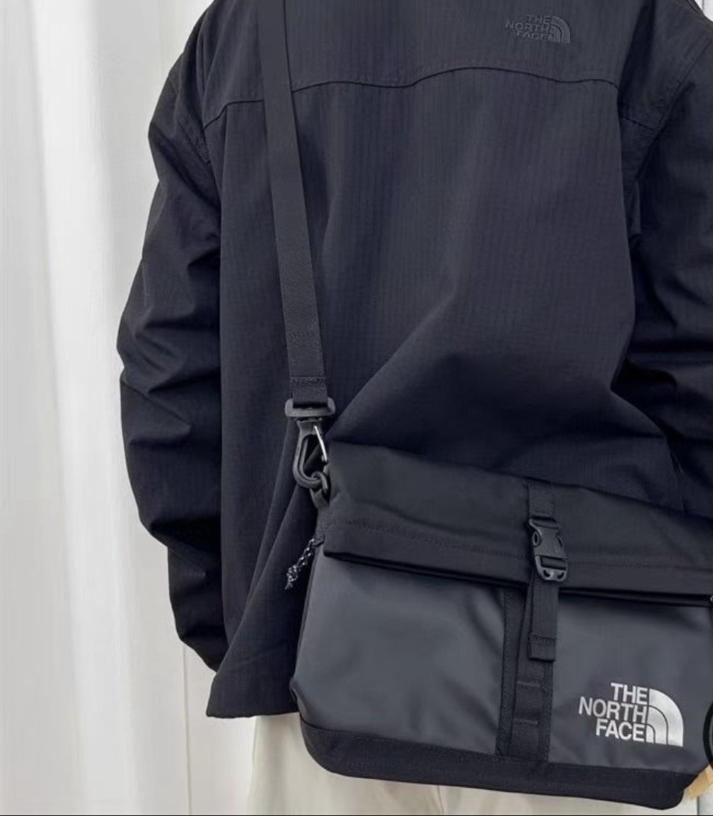 TNF斜咩袋