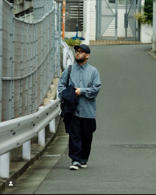 TNF 紫標刺繡牛仔裇衫