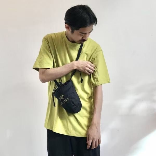 Arcteryx 吸汗速乾tee