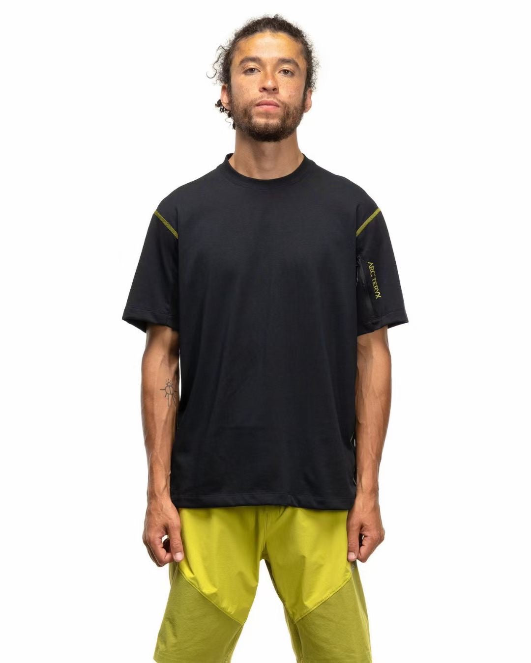 Arcteryx 吸汗速乾tee