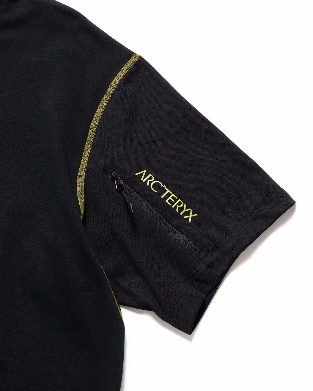 Arcteryx 吸汗速乾tee