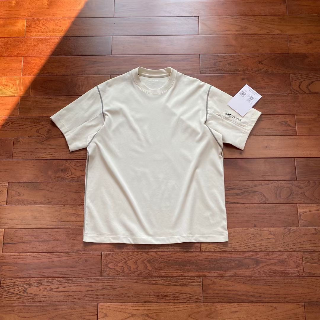 Arcteryx 吸汗速乾tee